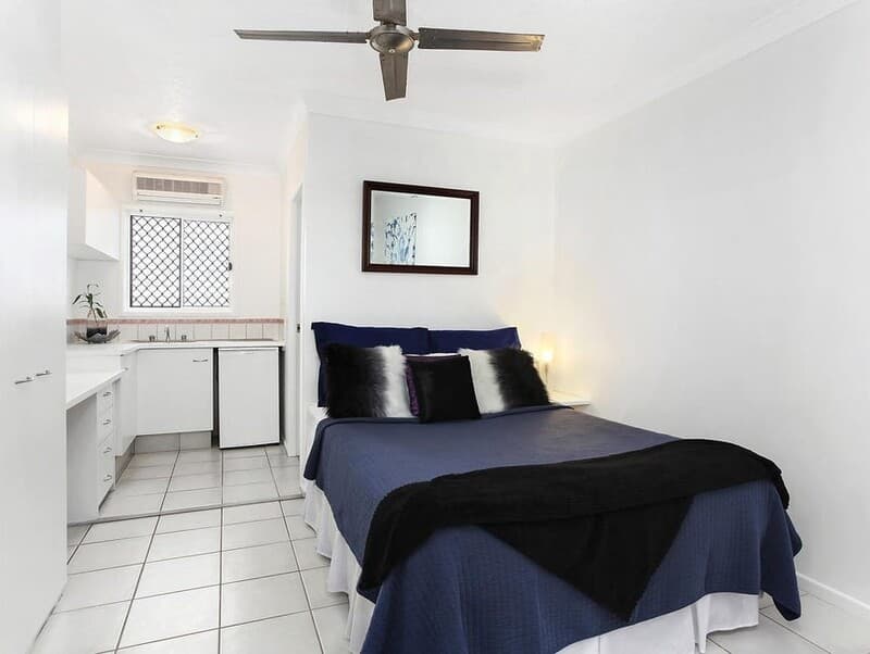 1444 Gold Coast Hwy, Palm Beach photo