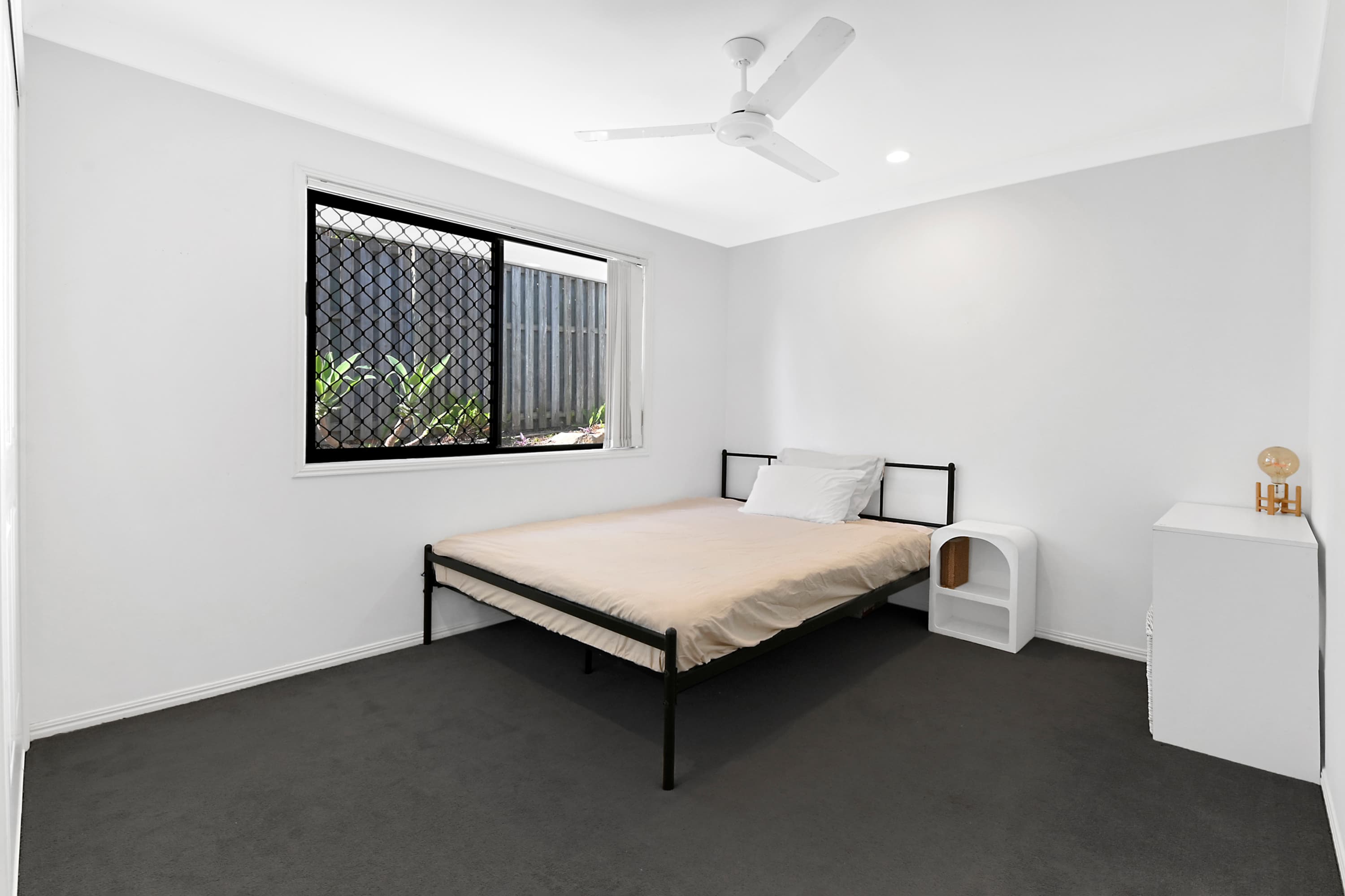 68 Casuarina Dr, Elanora photo