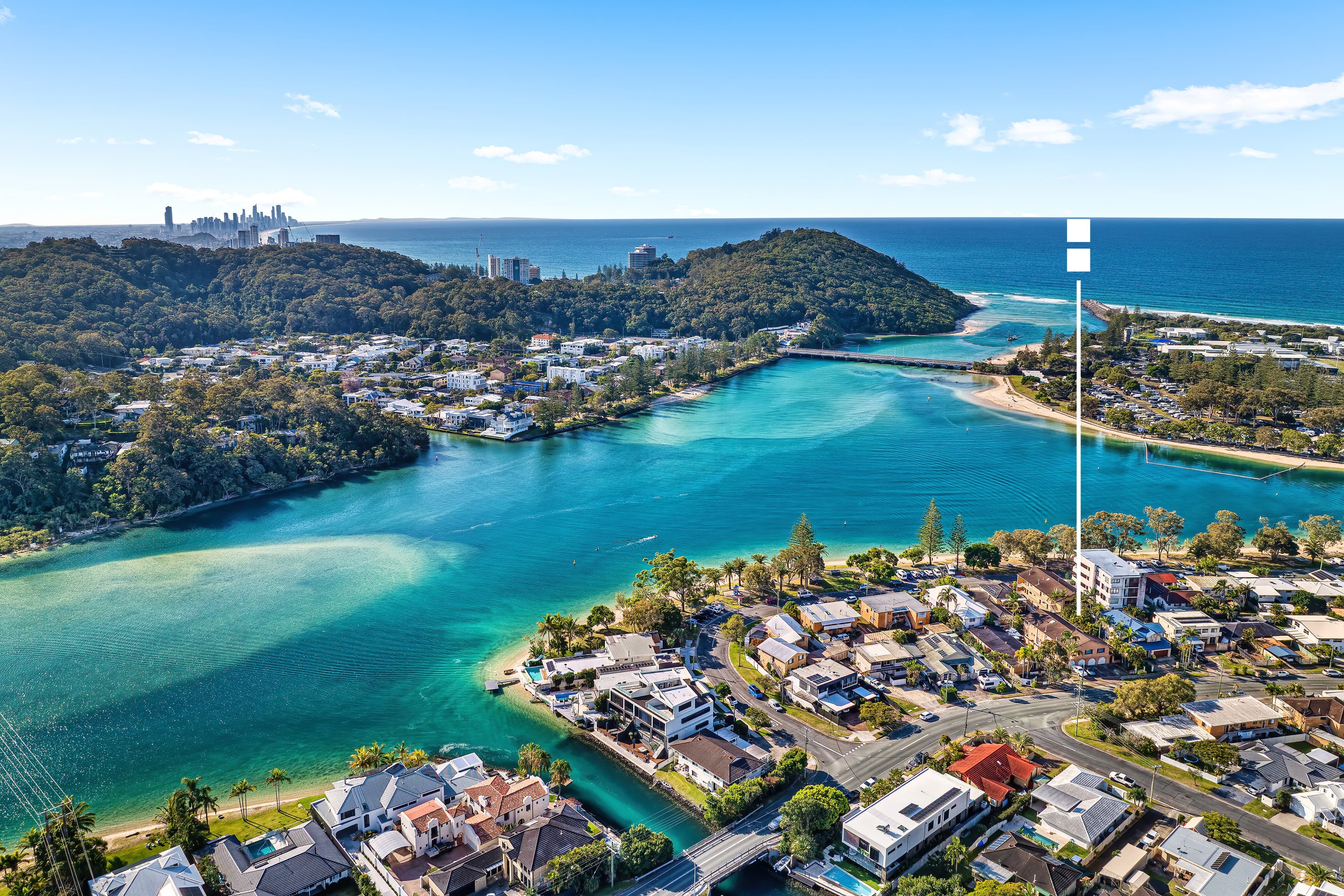77 Tallebudgera Dr, Palm Beach photo