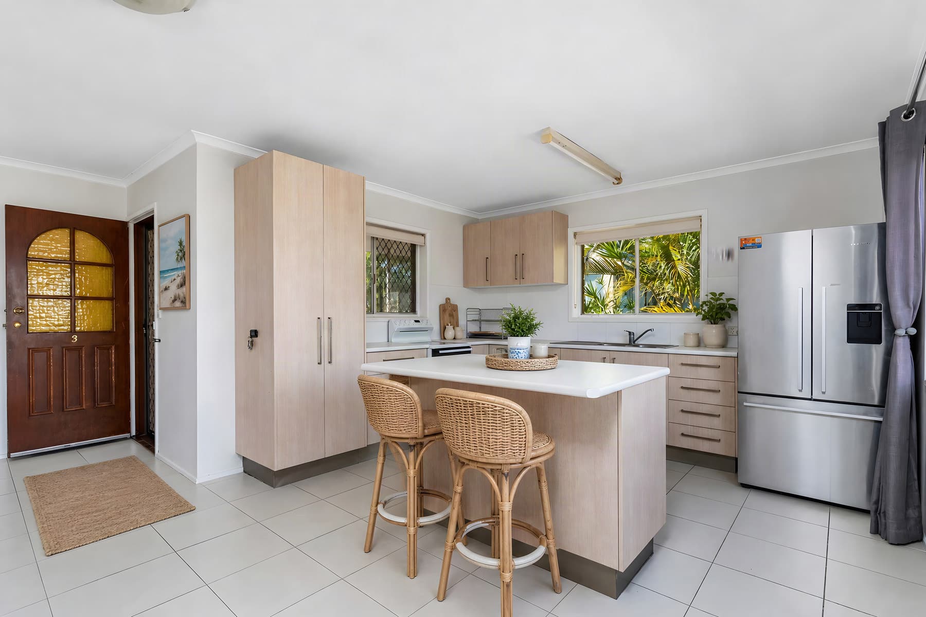77 Tallebudgera Dr, Palm Beach photo