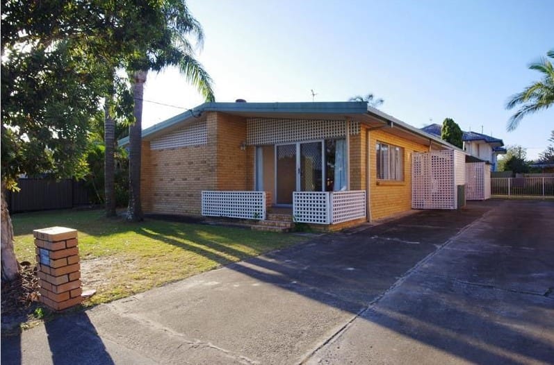 Unit at 1/79 Tallebudgera Dr, Palm Beach - photo 2