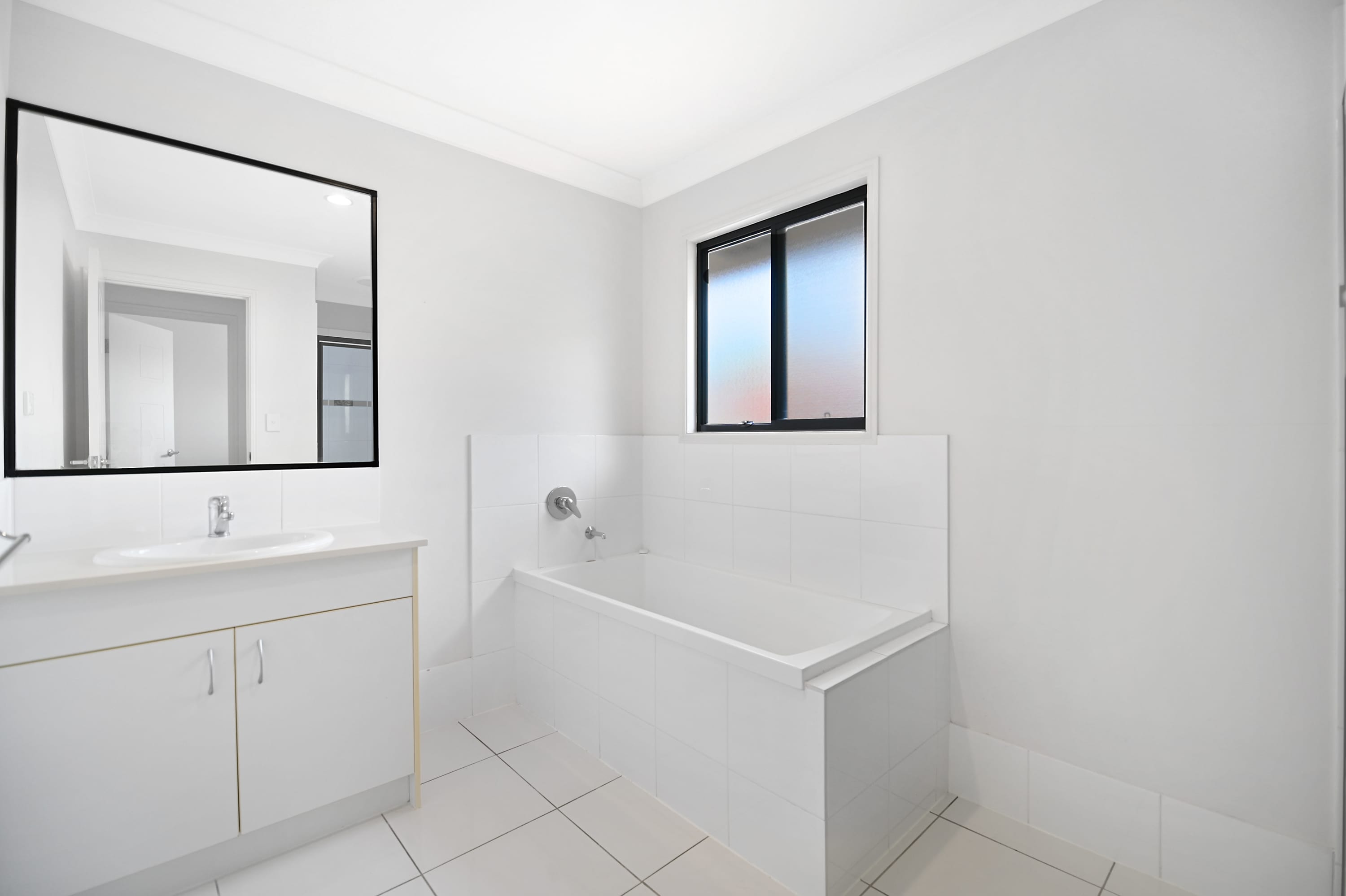 Duplex Semi-detached at 66A Nerang Broadbeach Rd, Nerang - photo 5