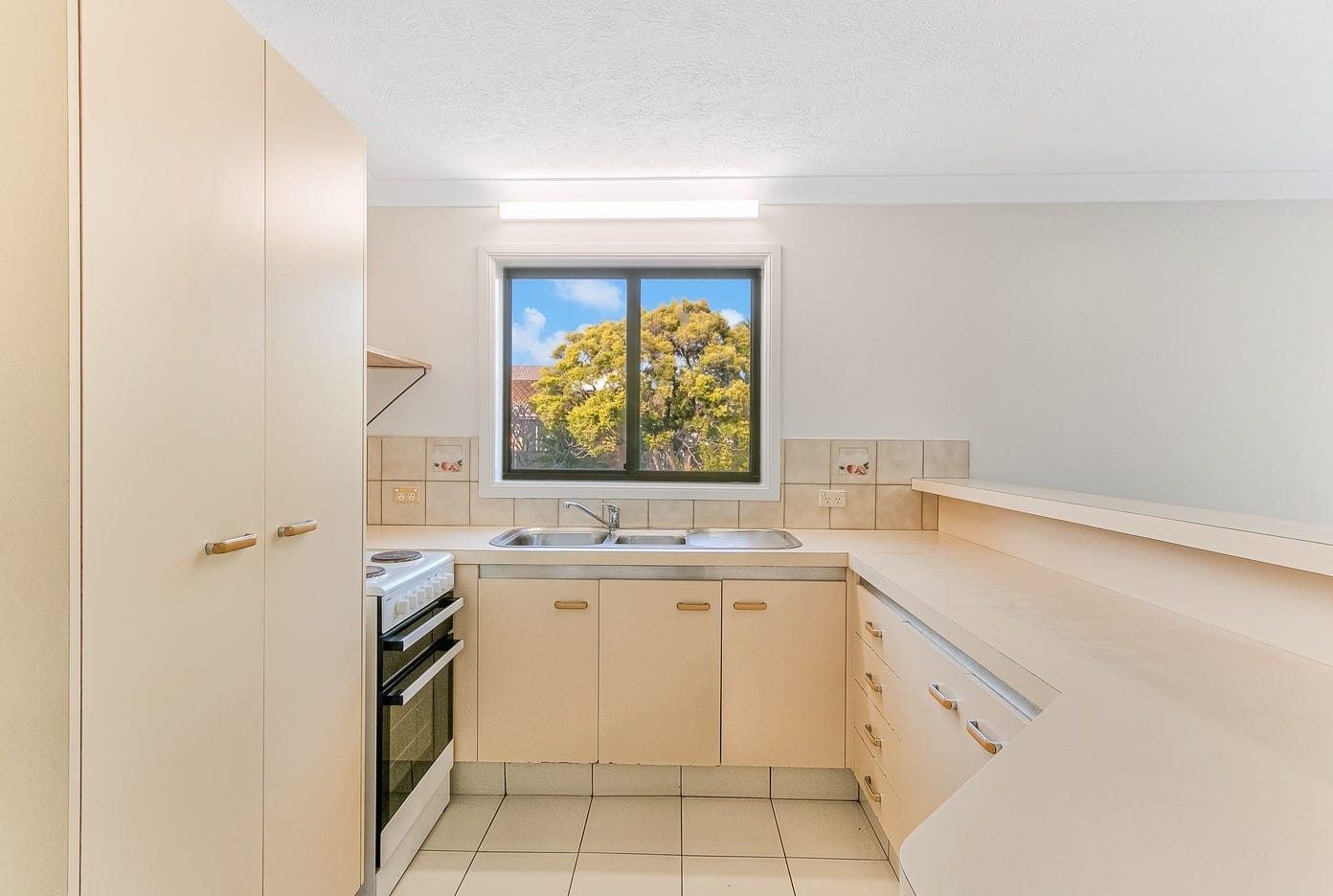 Unit at 3/84 Sarawak Ave, Palm Beach - photo 2