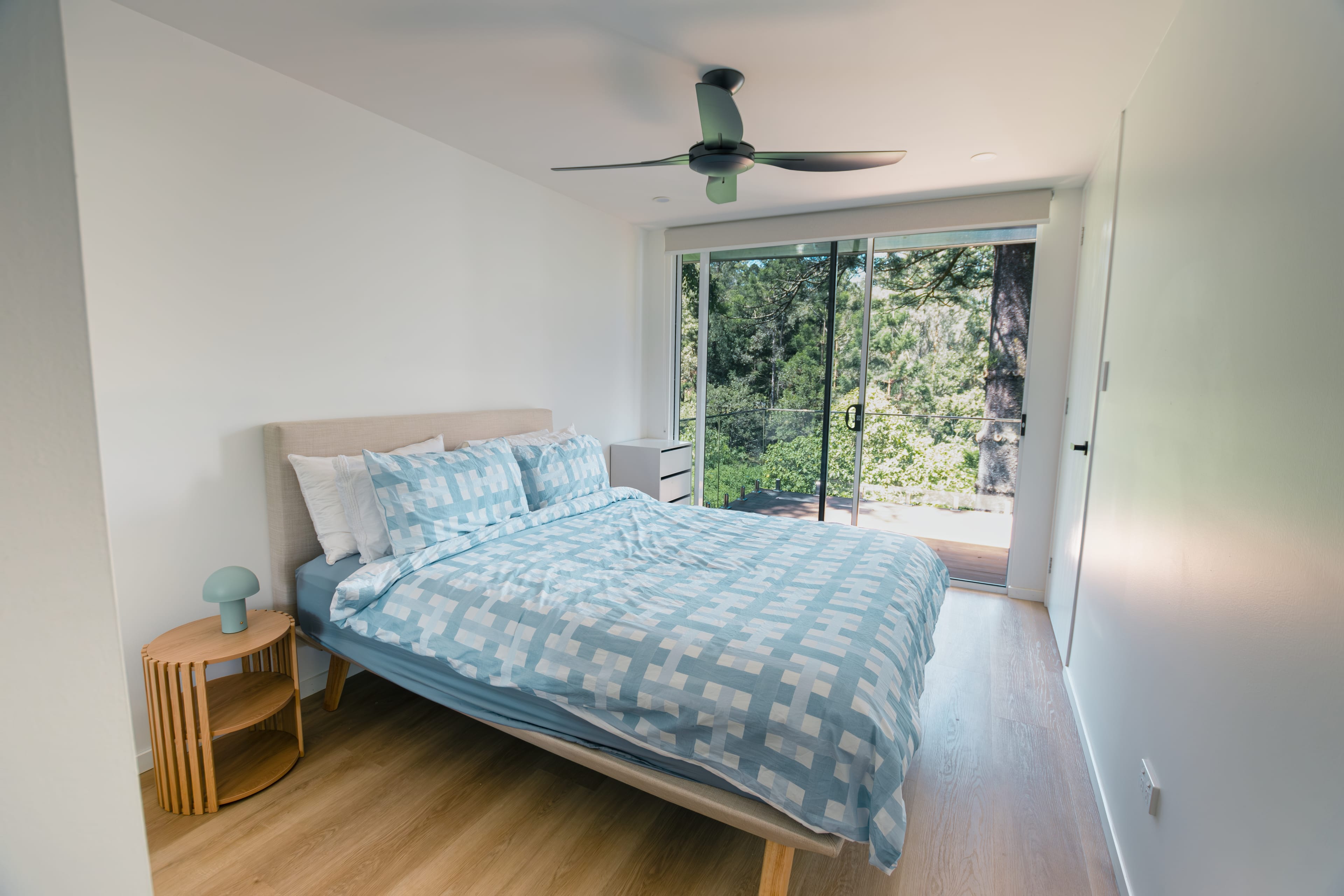 Flat at 1a/18-22 Gaw Terrace, Bonogin - photo 8