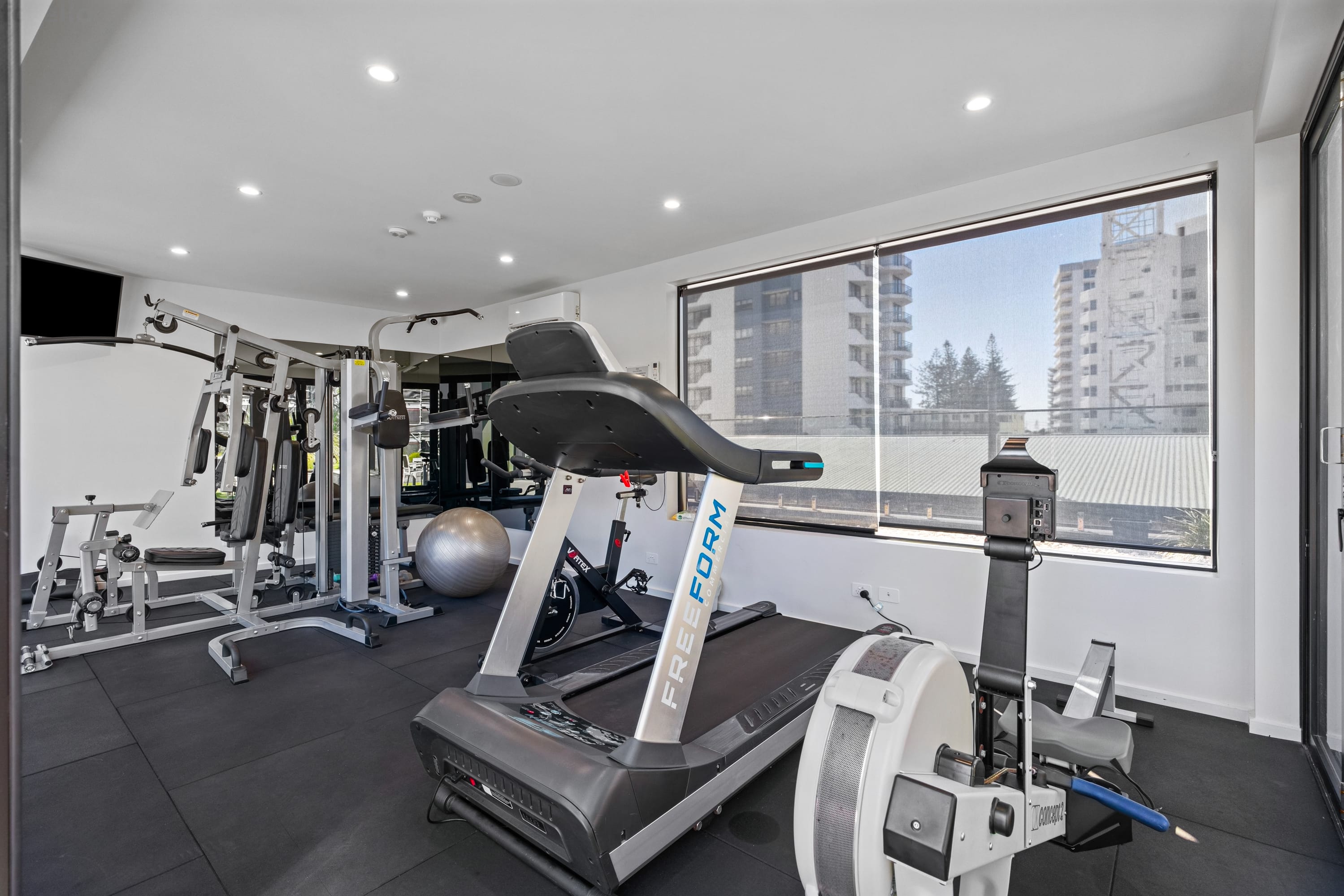 House at 13/47 Eden Ave, Coolangatta - photo 35