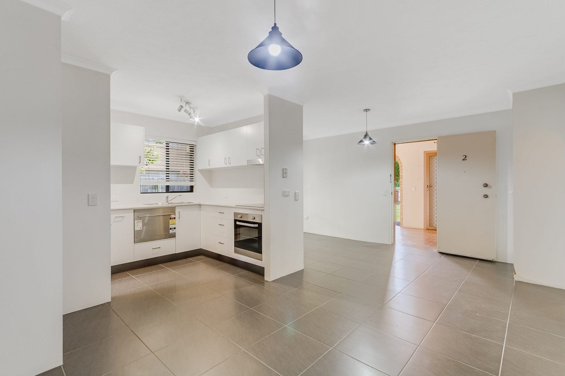 Apartment at 2/44 Coolangatta Rd, Coolangatta - photo 2
