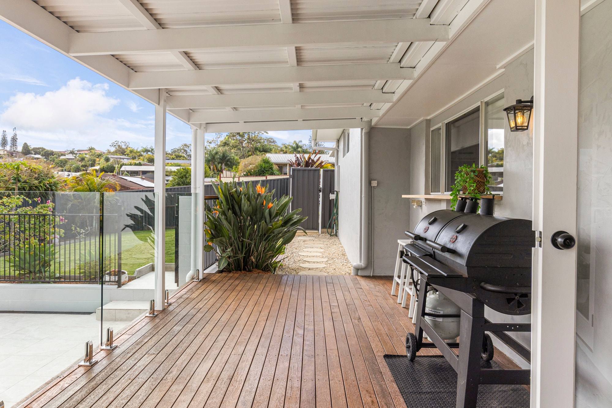 16 Saraji Street Worongary QLD - property photo