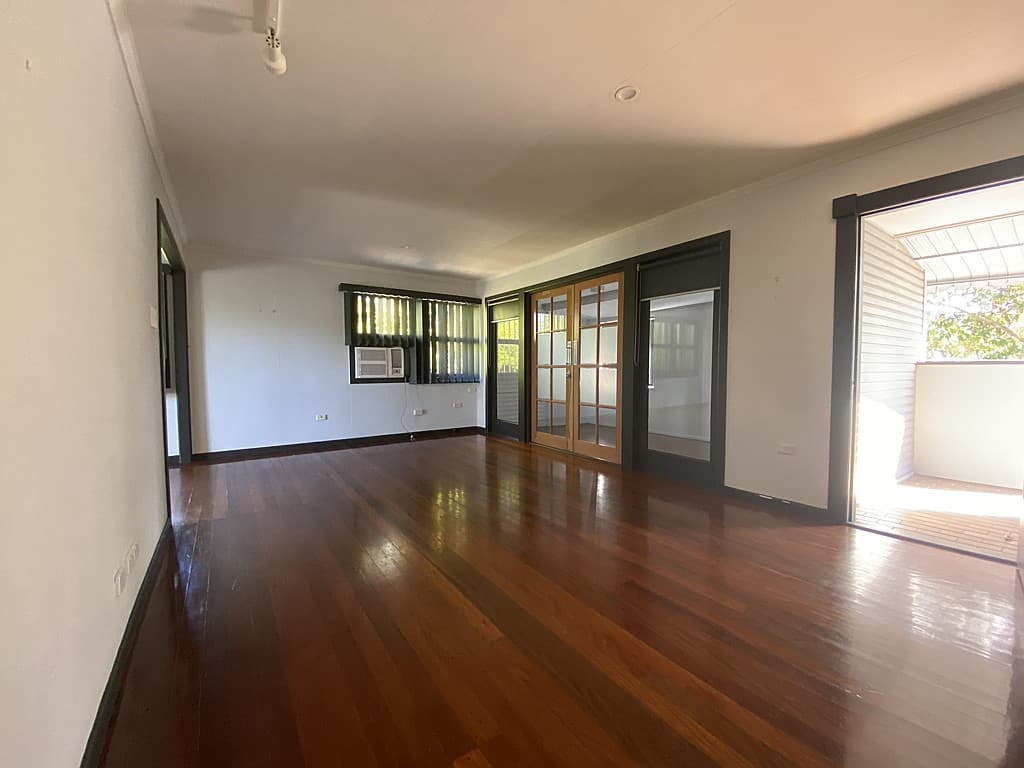 19 Kumbari Ave, Southport photo