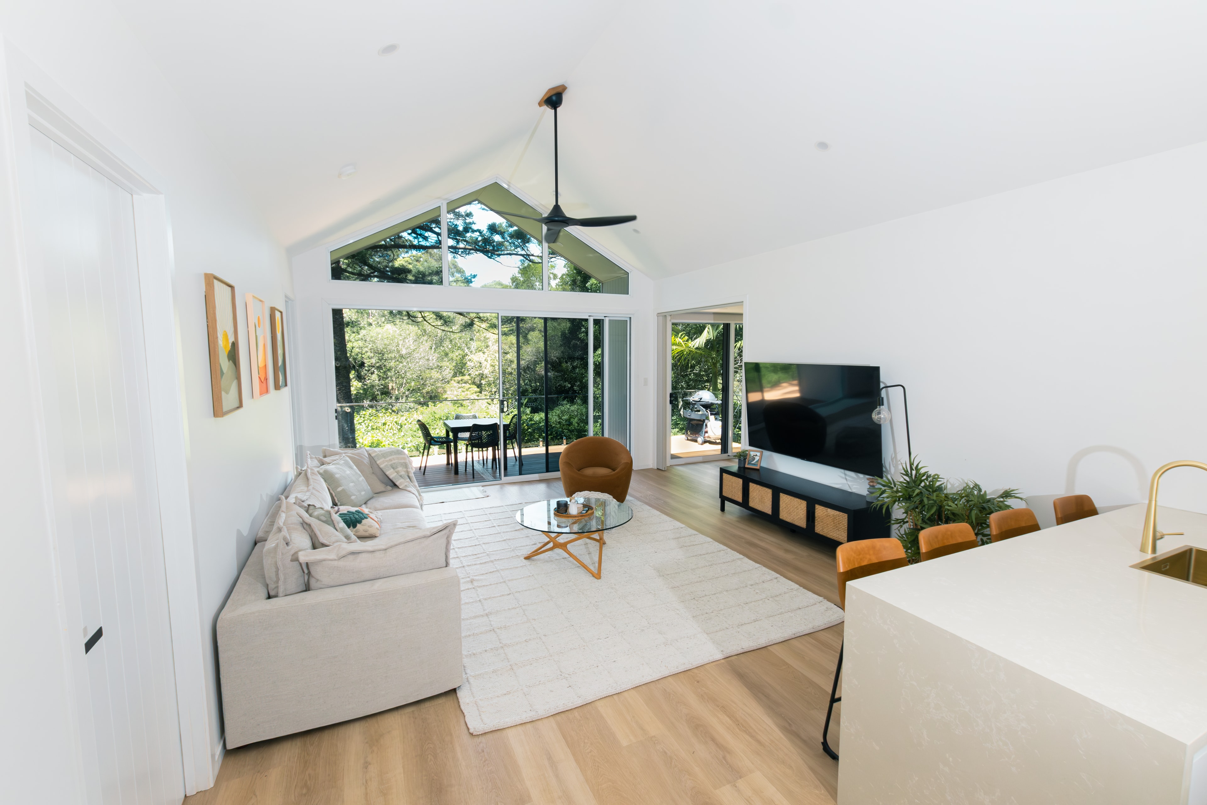 Flat at 1a/18-22 Gaw Terrace, Bonogin