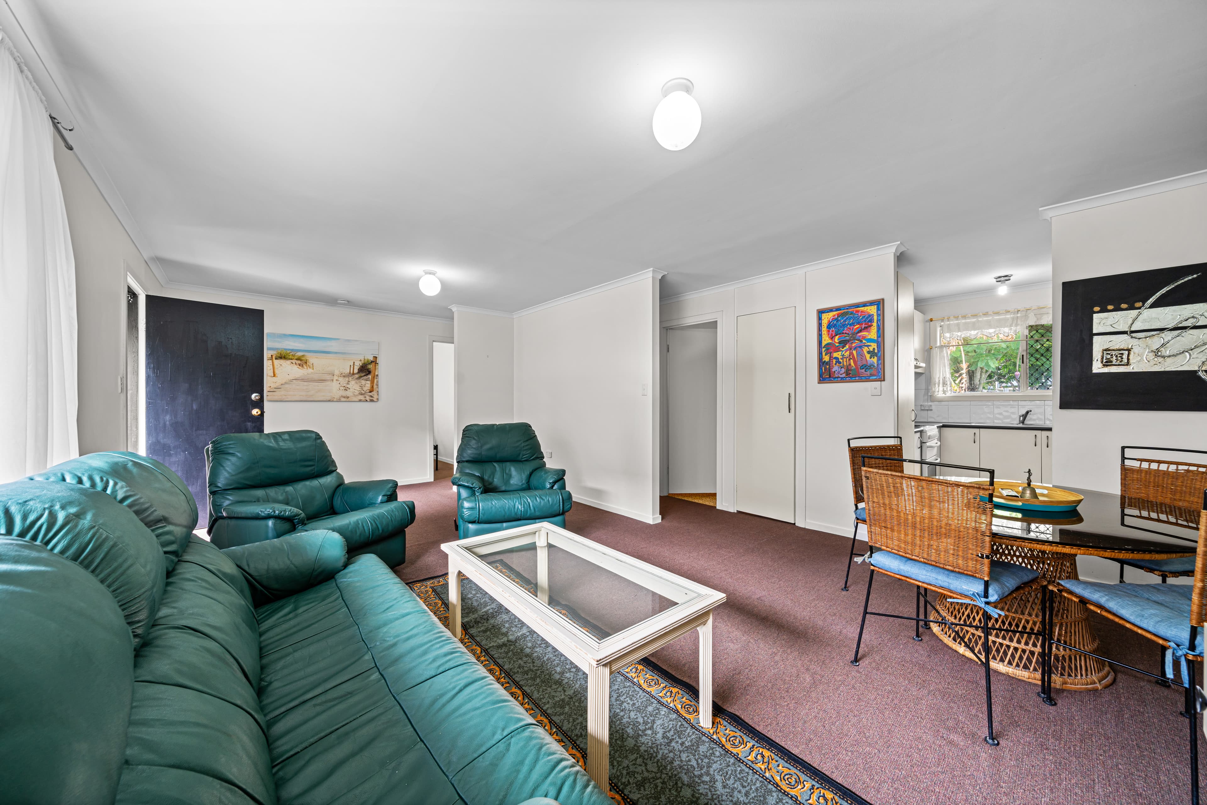16A Miles St, Coolangatta photo