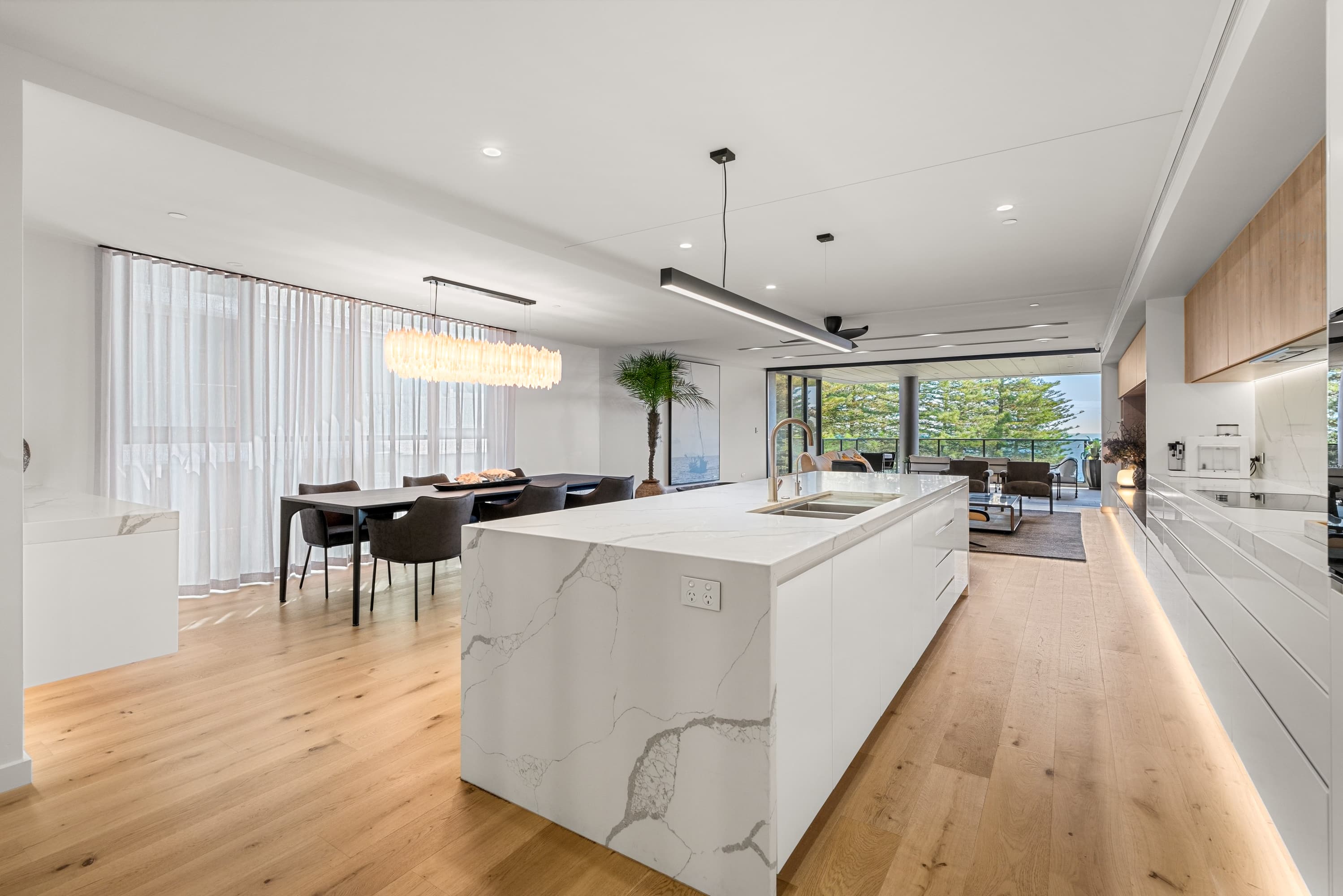 47 Eden Ave, Coolangatta photo