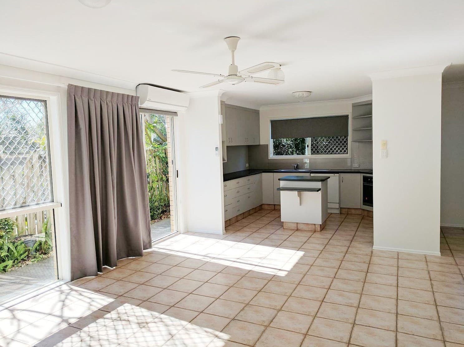 65 Laguna Ave, Palm Beach photo