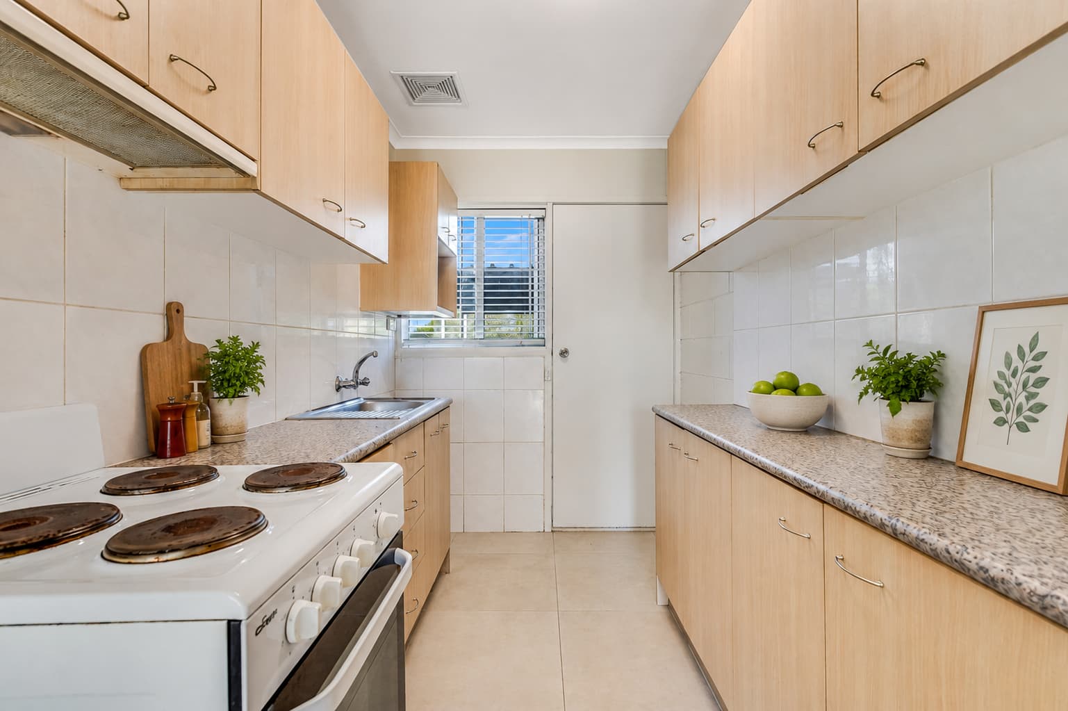 27 Coolangatta Rd, Coolangatta photo