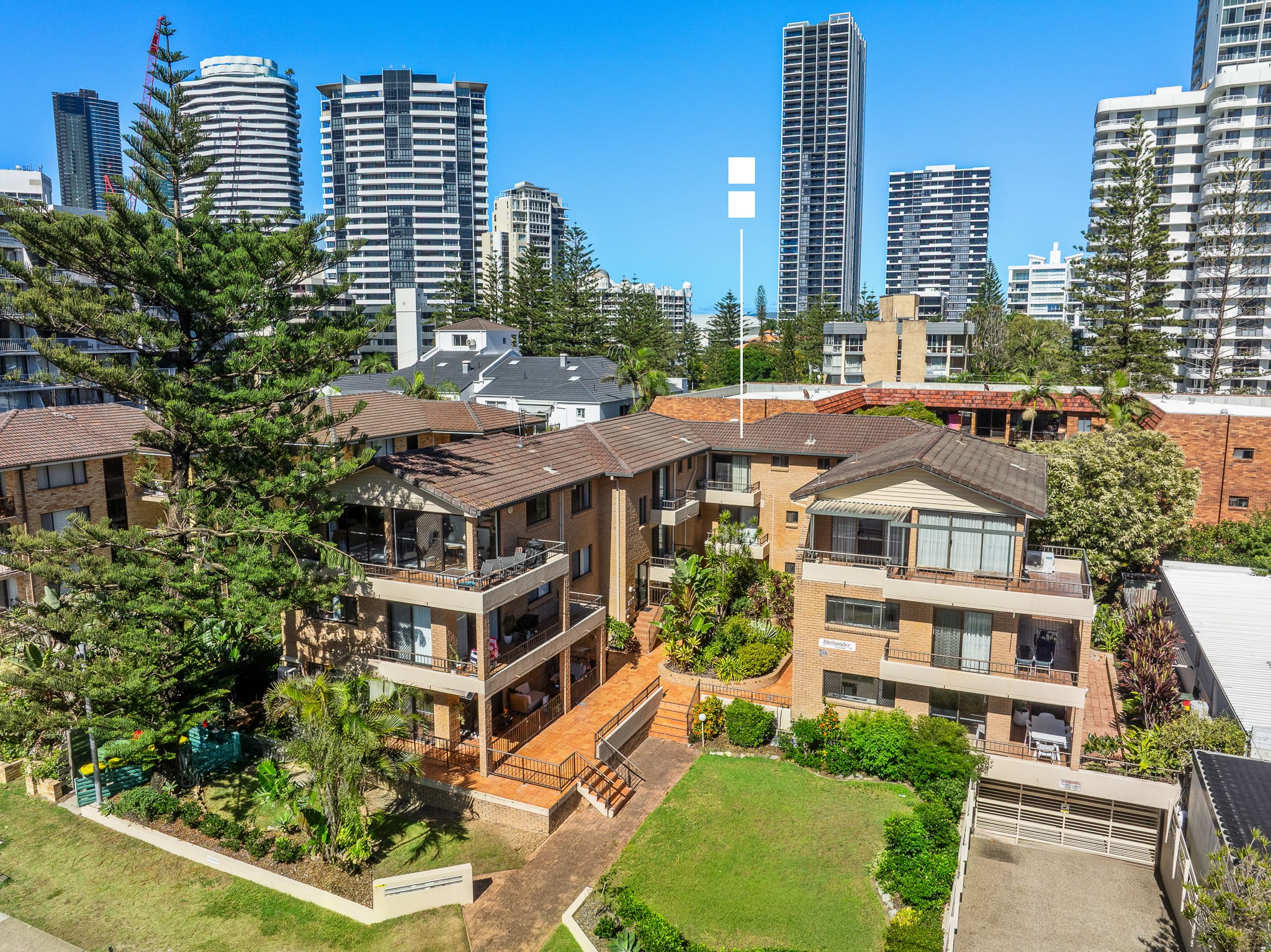 Unit 7/133 Old Burleigh Road Broadbeach QLD - photo 3