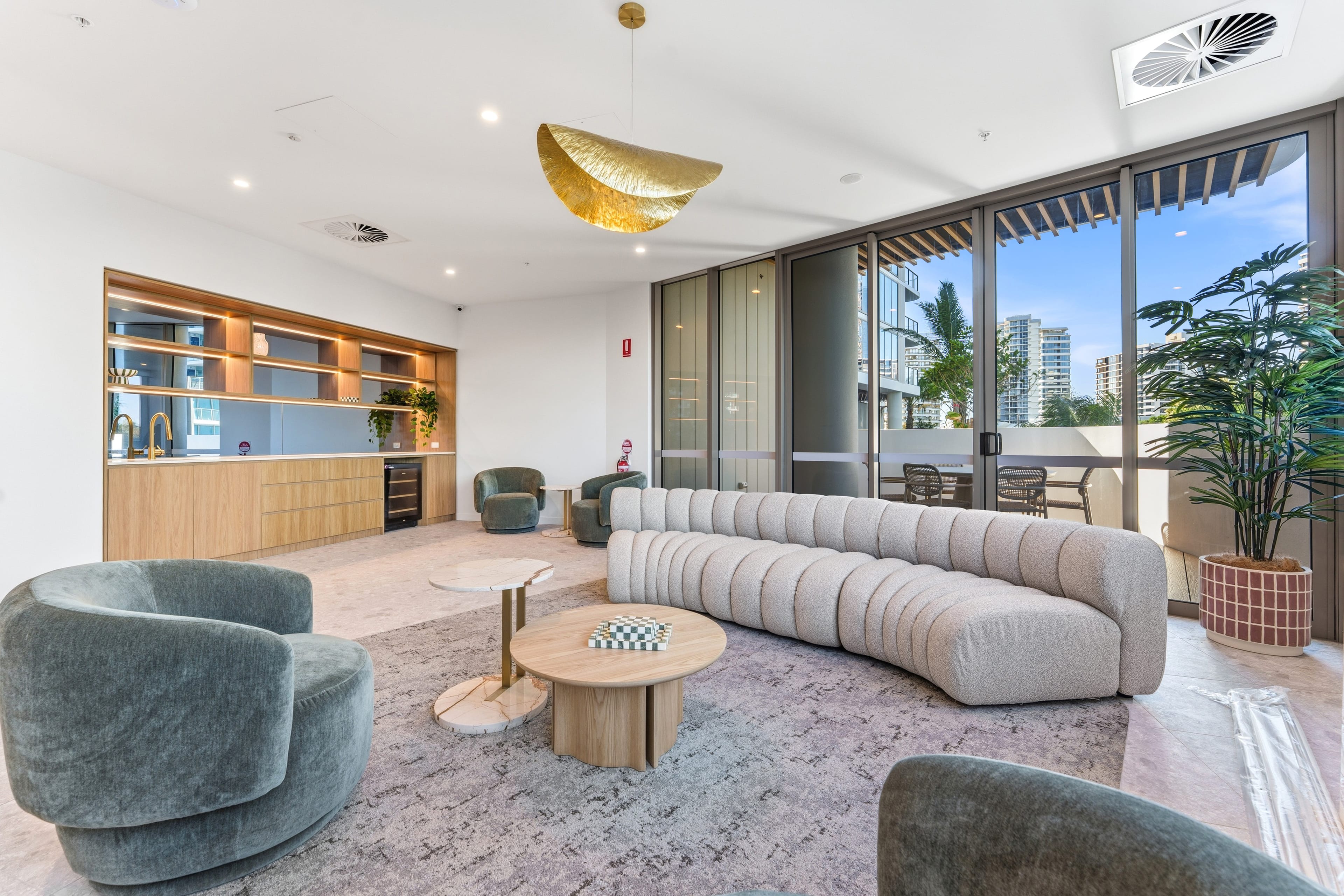 20805/11 Cronin Avenue Main Beach QLD - photo 22