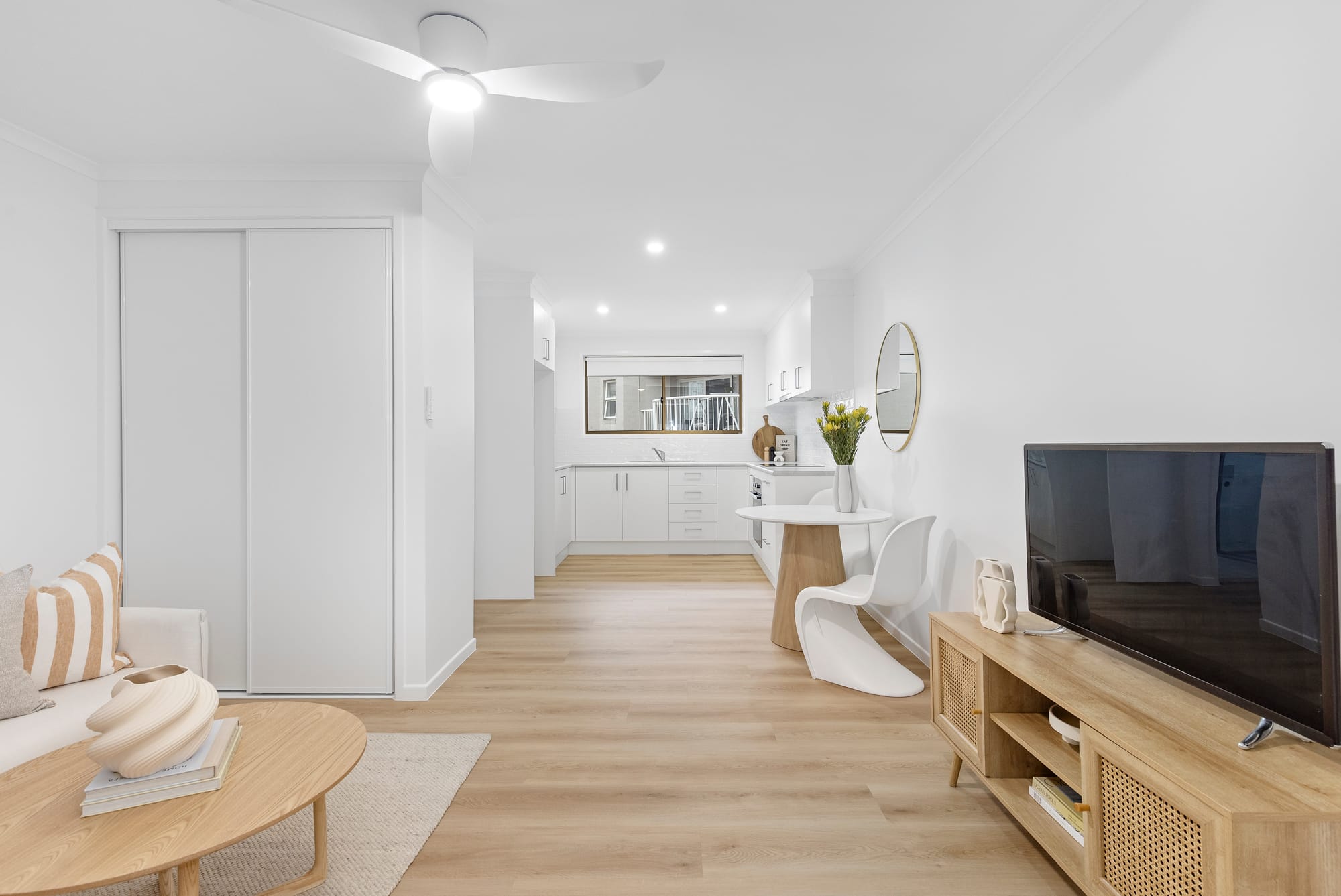 5/1326 Gold Coast Highway, Palm Beach QLD - photo 2