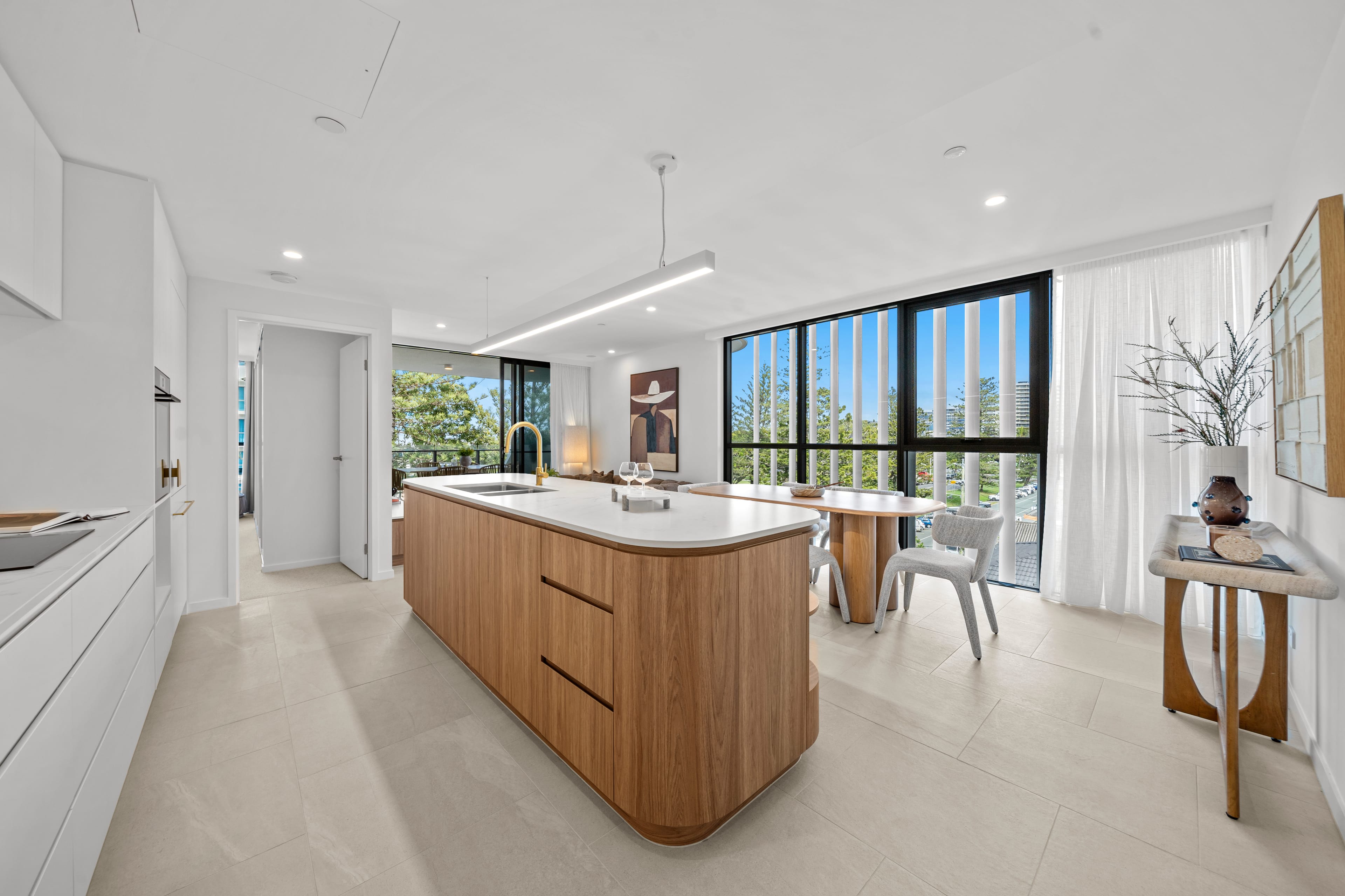 405 'Esprit' 217-227 Boundary Street, Coolangatta QLD - photo 3